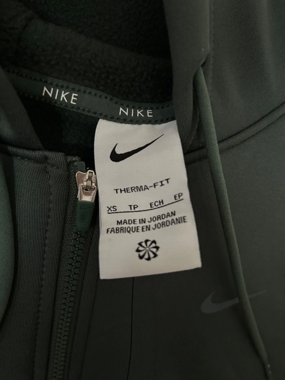 NWT Nike Therma-FIT Dark Green Cropped Full Zip Hoodie Jacket Size XS